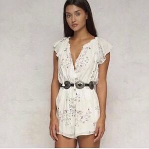 The Jetset Diaries Flora romper NWT